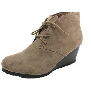 Time And Tru Size 9 Booties Wedge Heel Suede Beige Lace Up